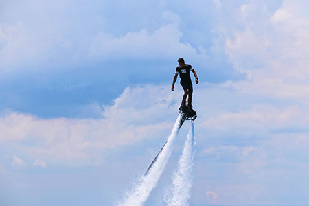 Testa på flyboard med Greatdays