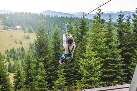 zipline-adrenalinhojande-aktiviteter-bingolotto-450x300.jpg